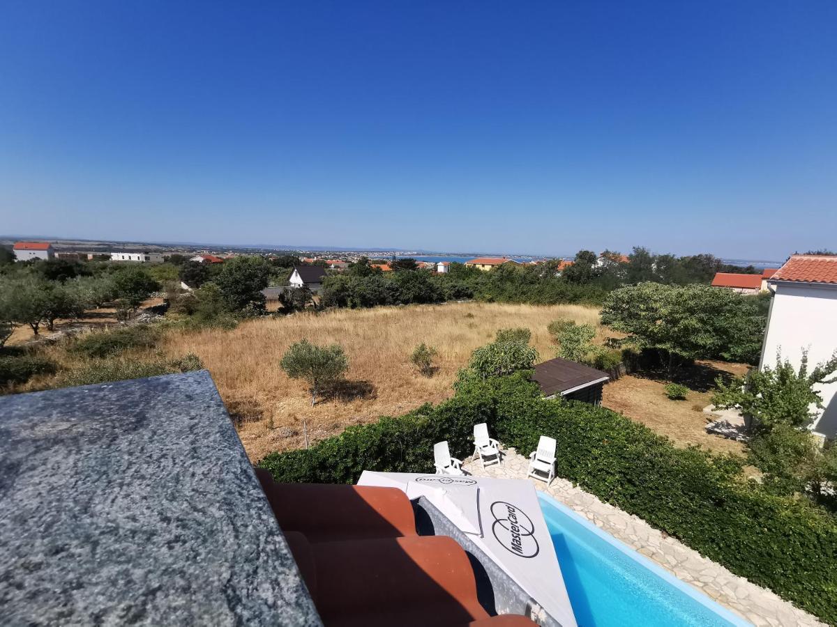 Guest House With Pool Ante فرسي المظهر الخارجي الصورة